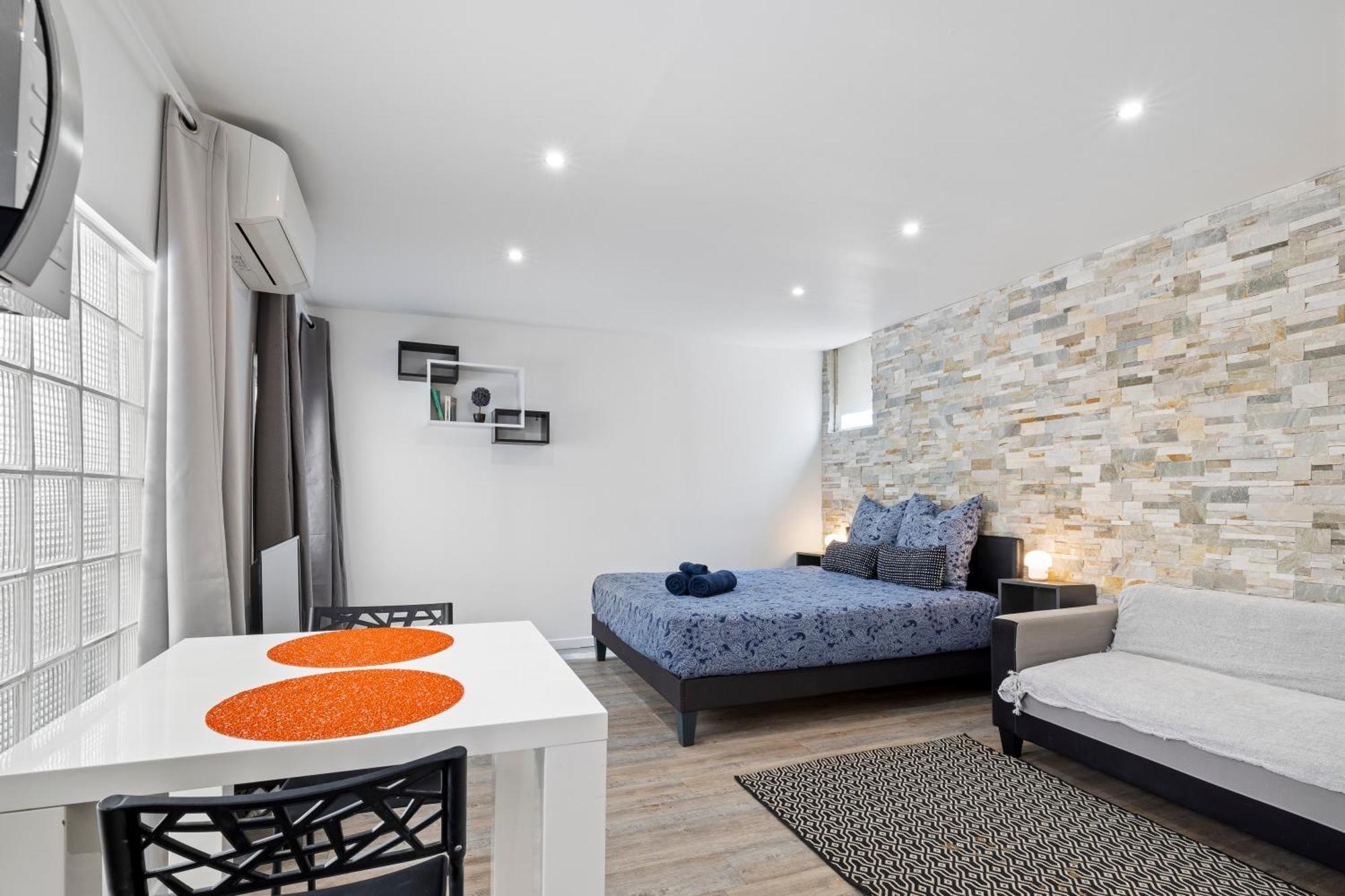Renting - Penchienatti - Chic & Modern Urban Pearl Massena Old Appartement Nice